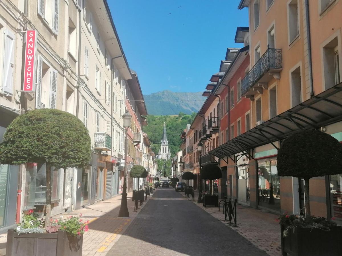 Residence Lawawi Pres De La Gare Au Calme Albertville Exterior photo